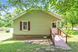 704 Slater Rd, Marietta, SC 29661 - Photo 28