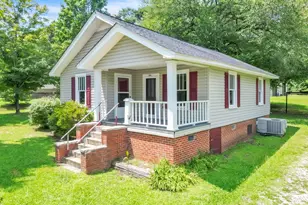 704 Slater Rd, Marietta, SC 29661 - Photo 2