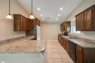 7 Clearfield Rd, Greenville, SC 29607 - Photo 10