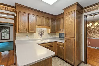 305 Oak Brook Way, Taylors, SC 29687 - Photo 14