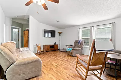 377 Fort Lndley Road, Laurens, SC 29360 - Photo 8