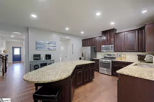 201 Hedge Rose Ct, Travelers Rest, SC 29690 - Photo 2