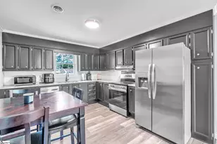 207 Vinewood St, Piedmont, SC 29673 - Photo 8