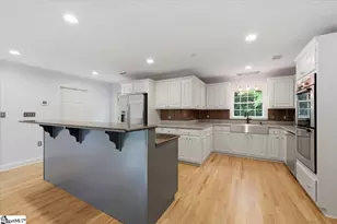 306 Beechwood Dr, Spartanburg, SC 29307 - Photo 10