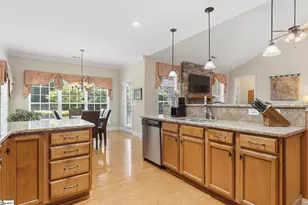 4 Cedarcrest Ct, Simpsonville, SC 29680 - Photo 12