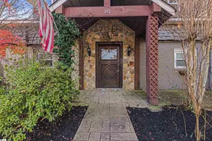 102 Harts Ln, Simpsonville, SC 29681 - Photo 2