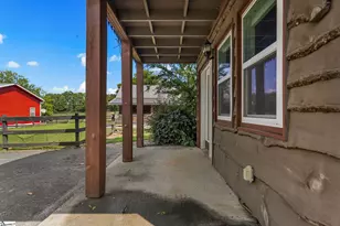 102 Harts Ln, Simpsonville, SC 29681 - Photo 8