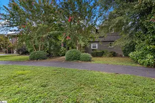 102 Harts Ln, Simpsonville, SC 29681 - Photo 1