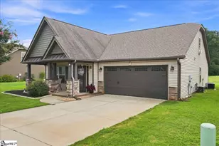 400 Terilyn Ct, Greenville, SC 29611 - Photo 2