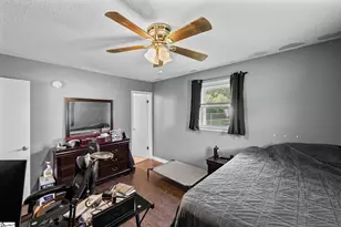 202 Hilldale Ave, Laurens, SC 29360 - Photo 18