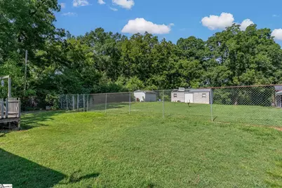 202 Hilldale Avenue, Laurens, SC 29360 - Photo 22