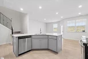 294 E Compass Wy, Easley, SC 29640 - Photo 6