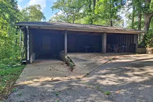 211 Thomas Rd, Pickens, SC 29671 - Photo 6