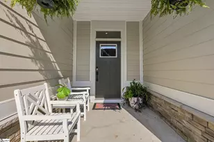 400 Aztec Ct, Greenville, SC 29607 - Photo 4