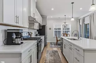 400 Aztec Ct, Greenville, SC 29607 - Photo 14