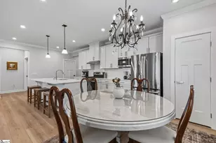 400 Aztec Ct, Greenville, SC 29607 - Photo 18