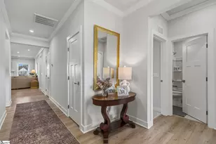 400 Aztec Ct, Greenville, SC 29607 - Photo 10