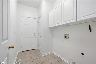 407 Roberts Rd, Taylors, SC 29687 - Photo 14