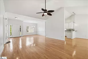 407 Roberts Rd, Taylors, SC 29687 - Photo 6