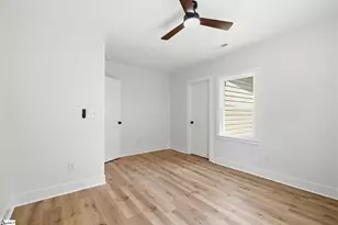 207 S 7th St, Easley, SC 29640 - Photo 20
