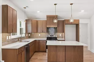 207 S 7th St, Easley, SC 29640 - Photo 12