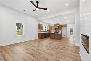 207 S 7th St, Easley, SC 29640 - Photo 6