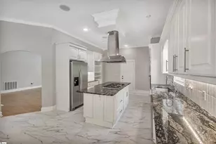 148 Plantation Dr, Easley, SC 29642 - Photo 8