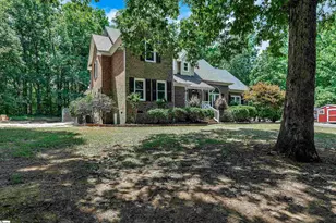 148 Plantation Dr, Easley, SC 29642 - Photo 2
