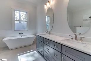 95 Castellan Dr, Greer, SC 29650 - Photo 22