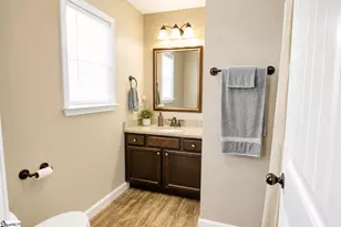 624 Pkwy Vlg Rd, Boiling Springs, SC 29316 - Photo 10