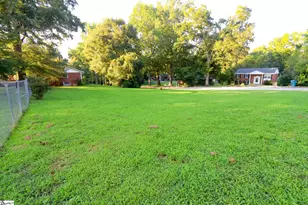 139 Ashmore Ave, Gaffney, SC 29340 - Photo 16