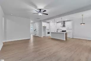 2 Henderson Dr, Travelers Rest, SC 29690 - Photo 12