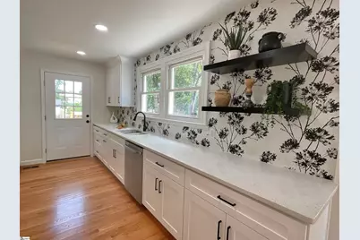15 Orlando Avenue, Greenville, SC 29609 - Photo 6