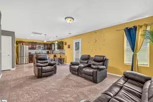 520 Millsgate Cir, Boiling Springs, SC 29316 - Photo 8