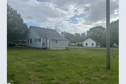 330 B Street, Jonesville, SC 29353 - Photo 6