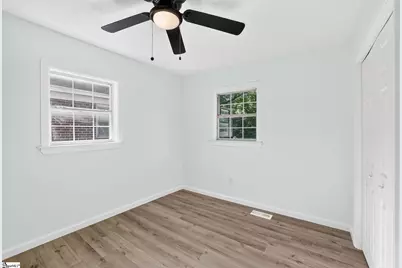 807 W Franklin Street, Anderson, SC 29624 - Photo 16