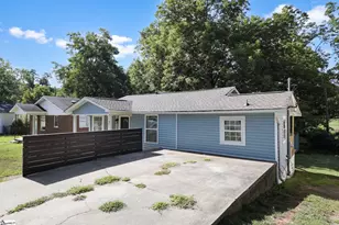 807 W Franklin St, Anderson, SC 29624 - Photo 2