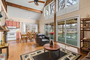 694 Holloway Cove Rd, Chappells, SC 29037 - Photo 6