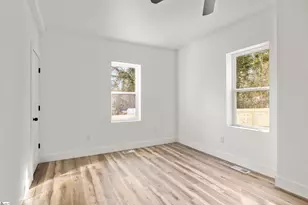 221 Calvert St, Spartanburg, SC 29307 - Photo 44