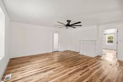 221 Calvert Street, Spartanburg, SC 29307 - Photo 14