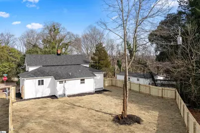 221 Calvert Street, Spartanburg, SC 29307 - Photo 8