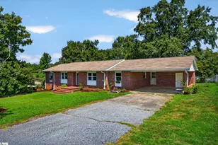 227 Anita Dr, Spartanburg, SC 29302 - Photo 8