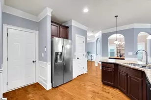 140 River Valley Ln, Greenville, SC 29605 - Photo 8