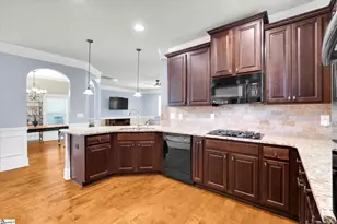 140 River Valley Ln, Greenville, SC 29605 - Photo 8