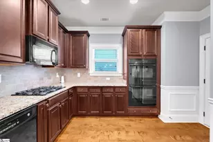 140 River Valley Ln, Greenville, SC 29605 - Photo 10