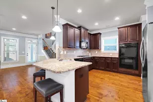 140 River Valley Ln, Greenville, SC 29605 - Photo 6