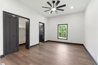 1 E 5th Street, Greenville, SC 29611 - Photo 20