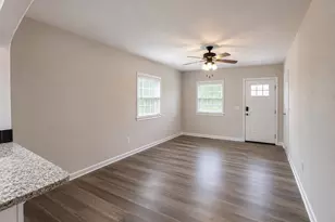 208 W North Ave, Westminster, SC 29693 - Photo 2