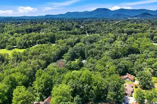 545 E Brookwood Dr, Landrum, SC 29356 - Photo 34