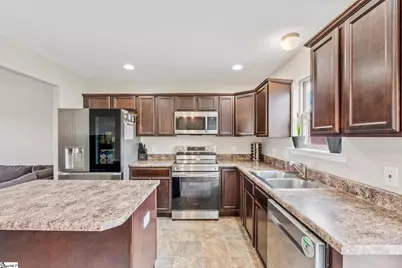 205 Mariner Court, Greer, SC 29650 - Photo 10